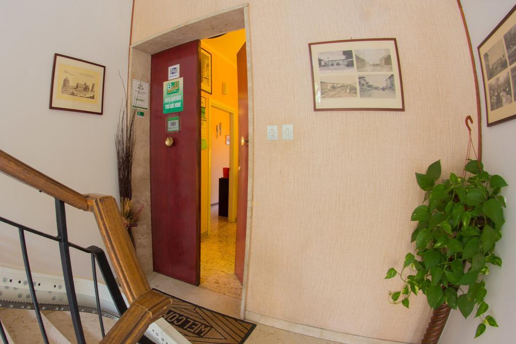 B&B Gate 52 بيزا المظهر الخارجي الصورة